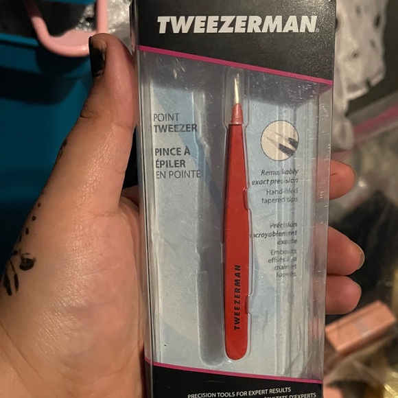 Tweezerman Precision Point Tweezer - Red - Picture 1 of 2